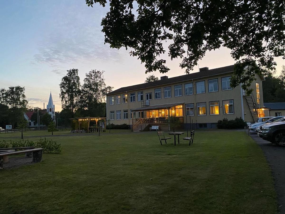 Kalvs Skolhus Exterior foto